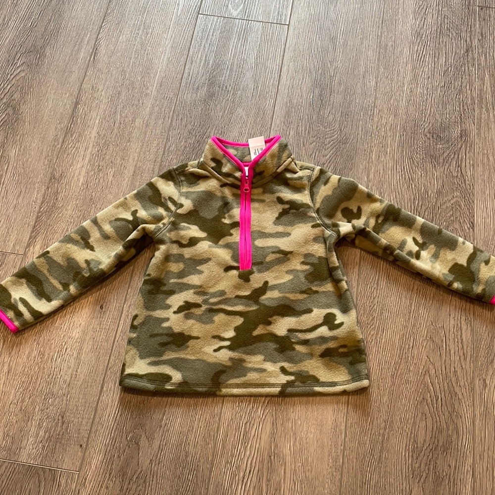 🆕 baby GAP fleece camo hot pink pullover Size 4T L10 - Picture 3 of 5